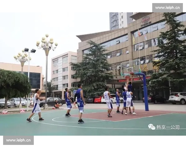 畅享全球篮球赛事直播入口一站式观看体验，实时比分全面覆盖