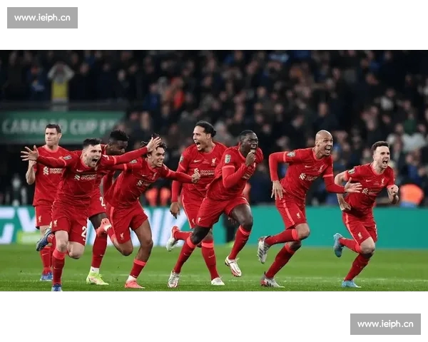 巴黎圣日耳曼新星闪耀法甲赛场球队争冠形势再度升温